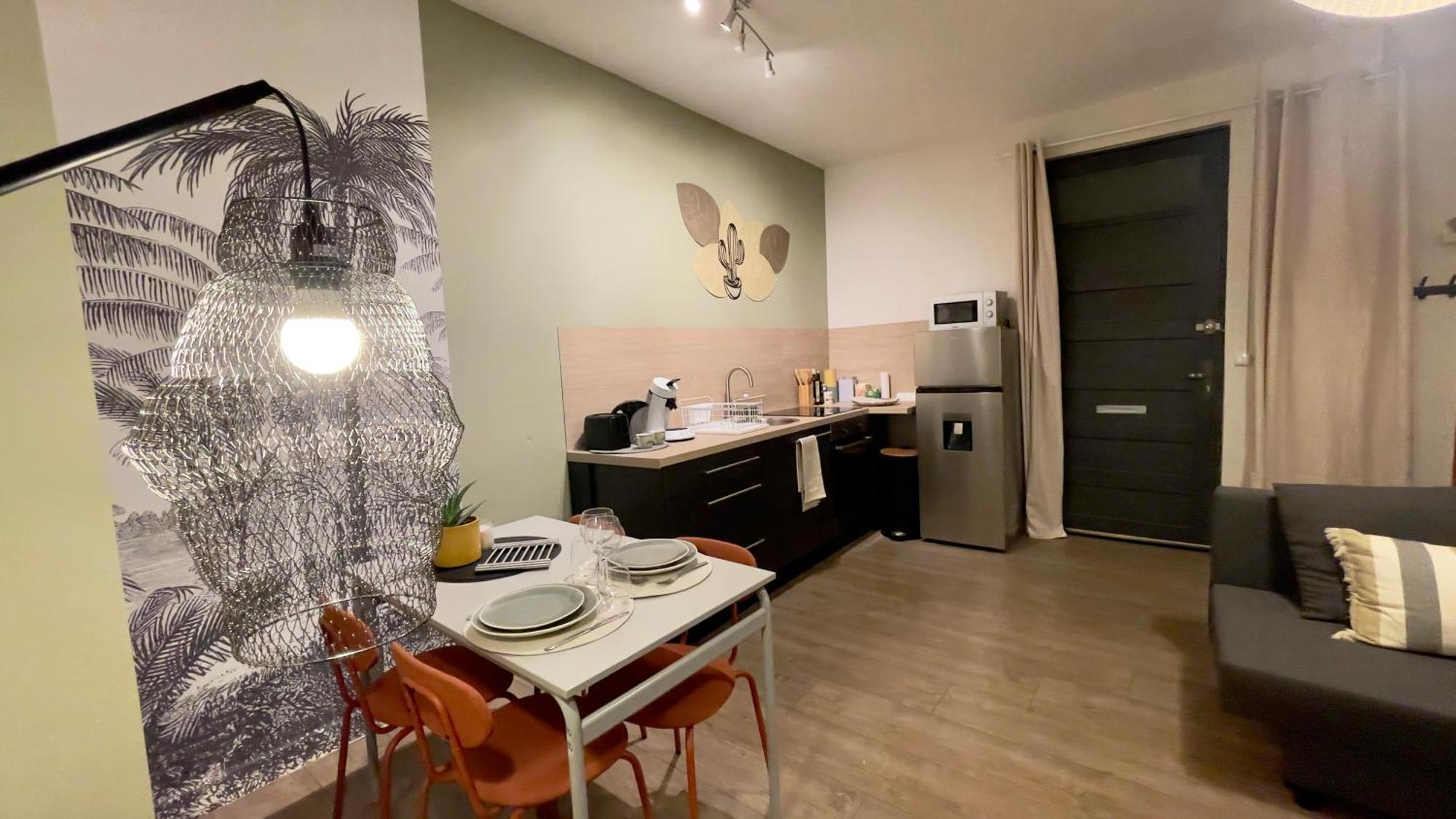 Les Vignes - T2 Cosy, Calme, Excentre Apartment Дижон Екстериор снимка