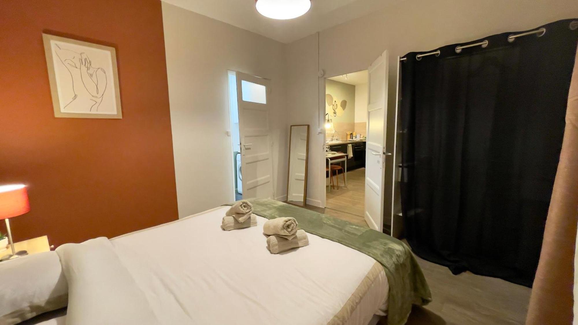 Les Vignes - T2 Cosy, Calme, Excentre Apartment Дижон Екстериор снимка